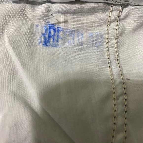 Levi’s Vintage Mom Utility Overalls Stone Wash NWT - Picture 12 of 13